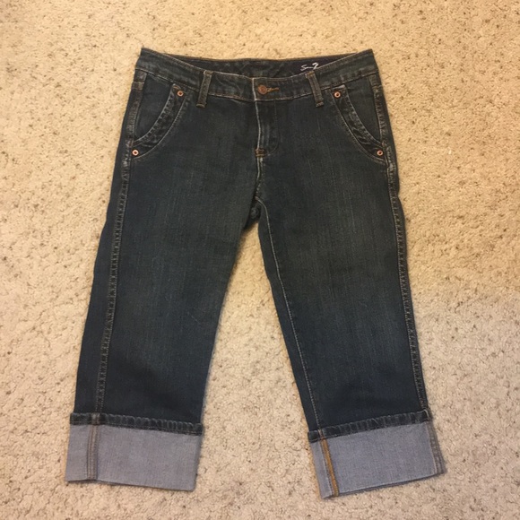 Great cond Seven 7 Jean short capris - Picture 4 of 8